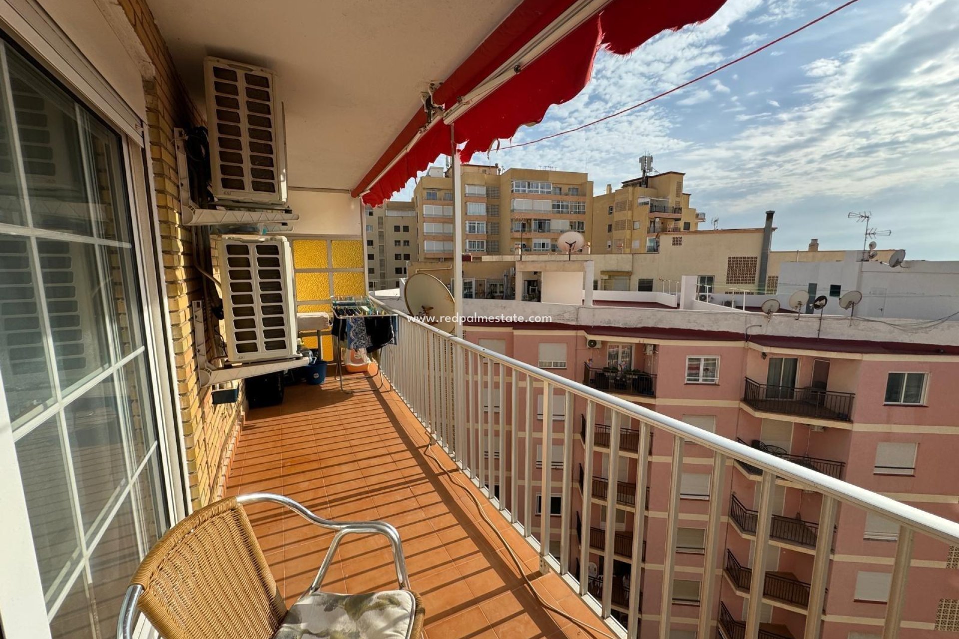 Herverkoop - Appartement -
Torrevieja - Playa del Cura