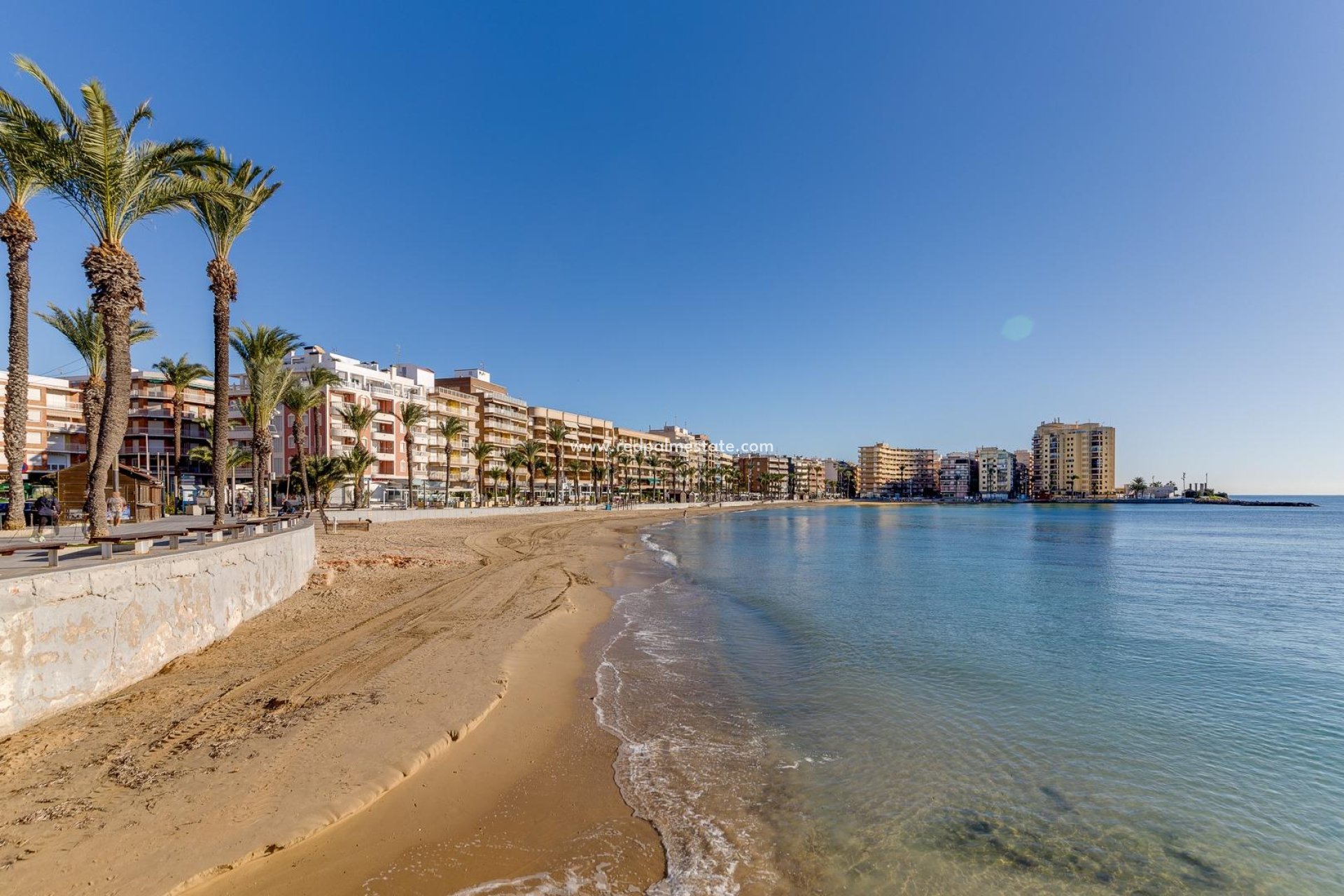 Herverkoop - Appartement -
Torrevieja - Playa del Cura