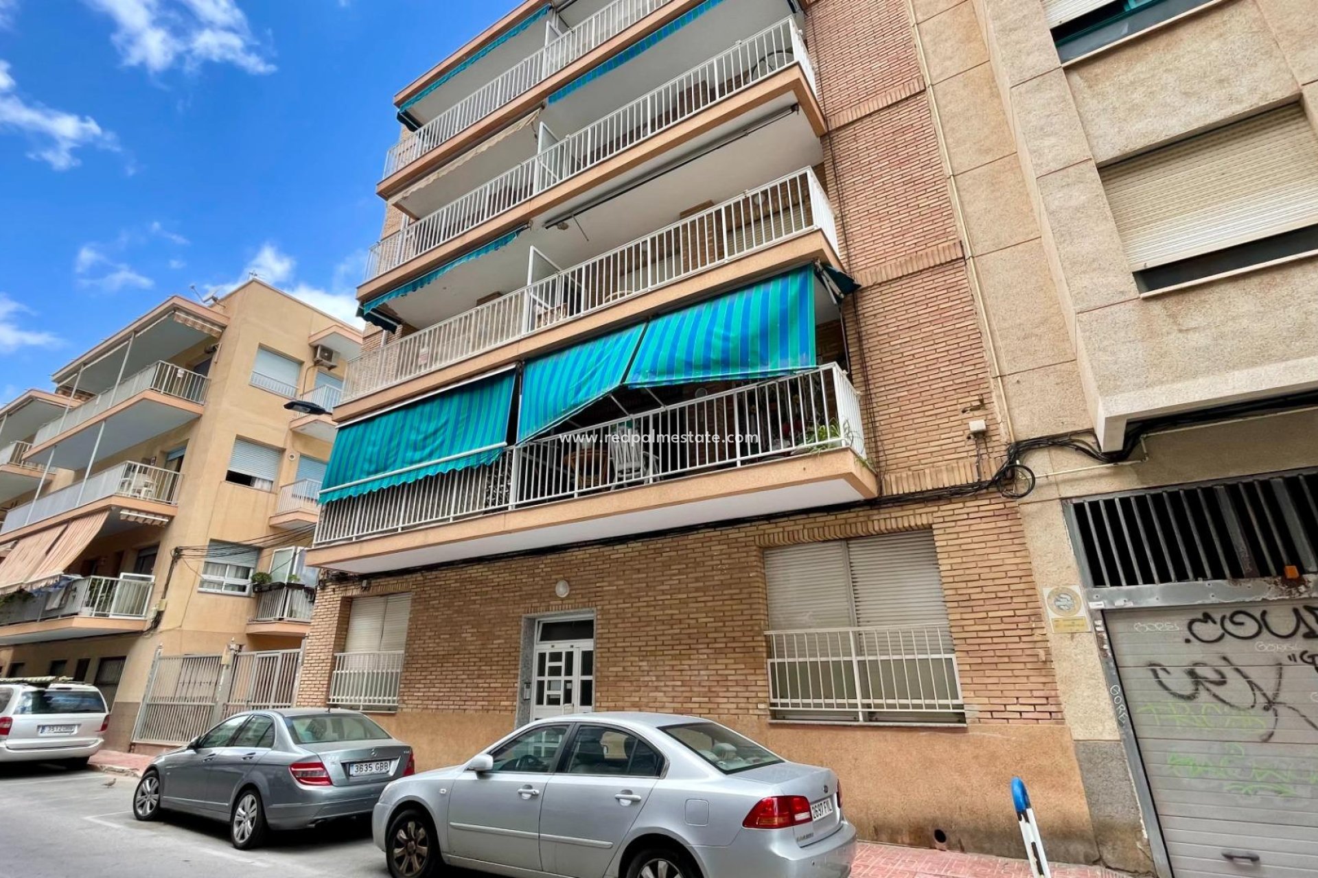 Herverkoop - Appartement -
Torrevieja - Playa del Cura