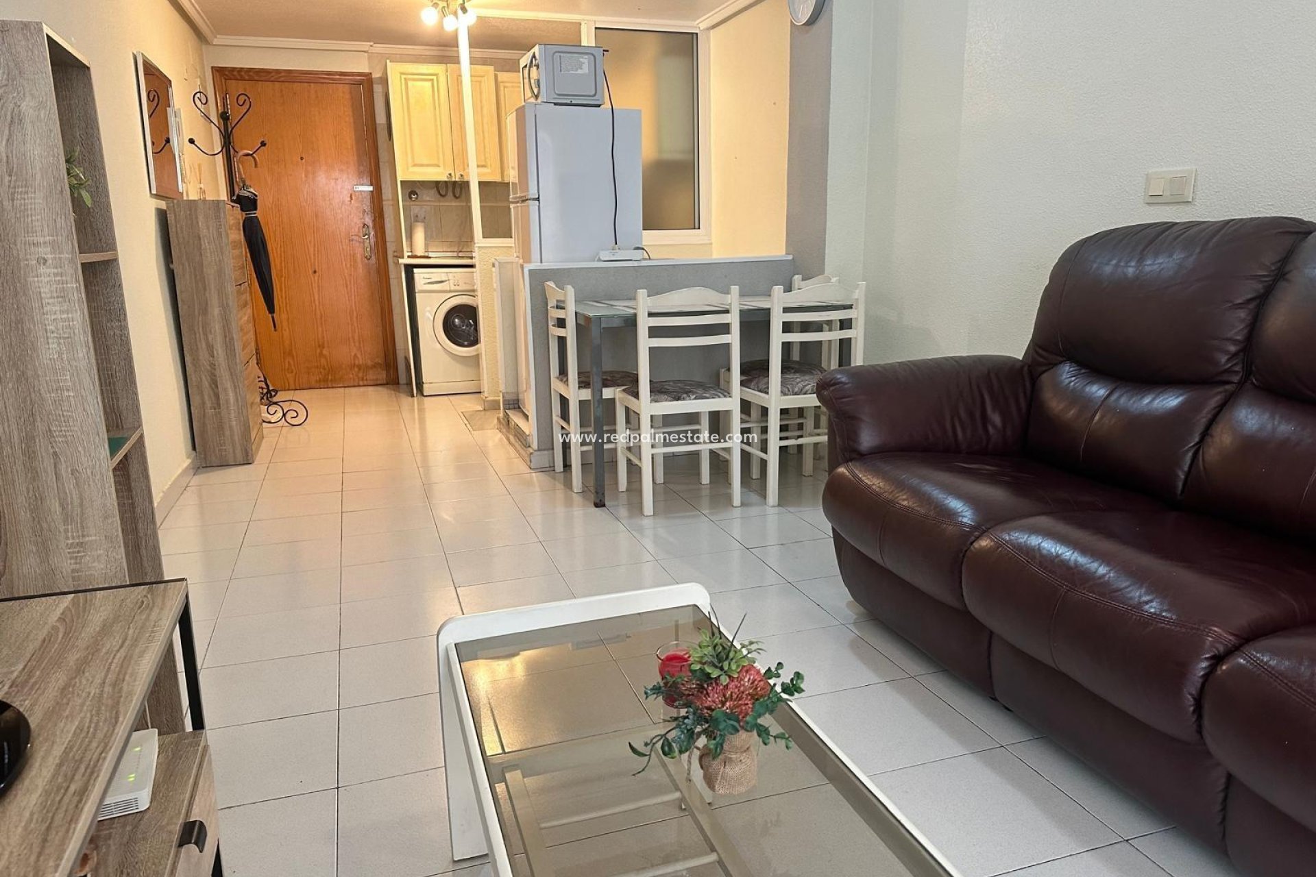 Herverkoop - Appartement -
Torrevieja - Playa del Cura