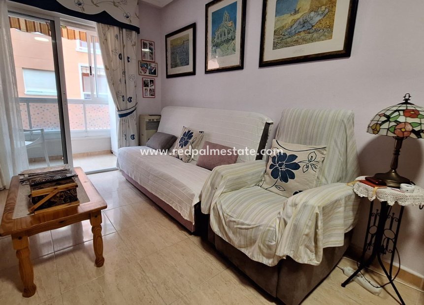 Herverkoop - Appartement -
Torrevieja - Playa del cura