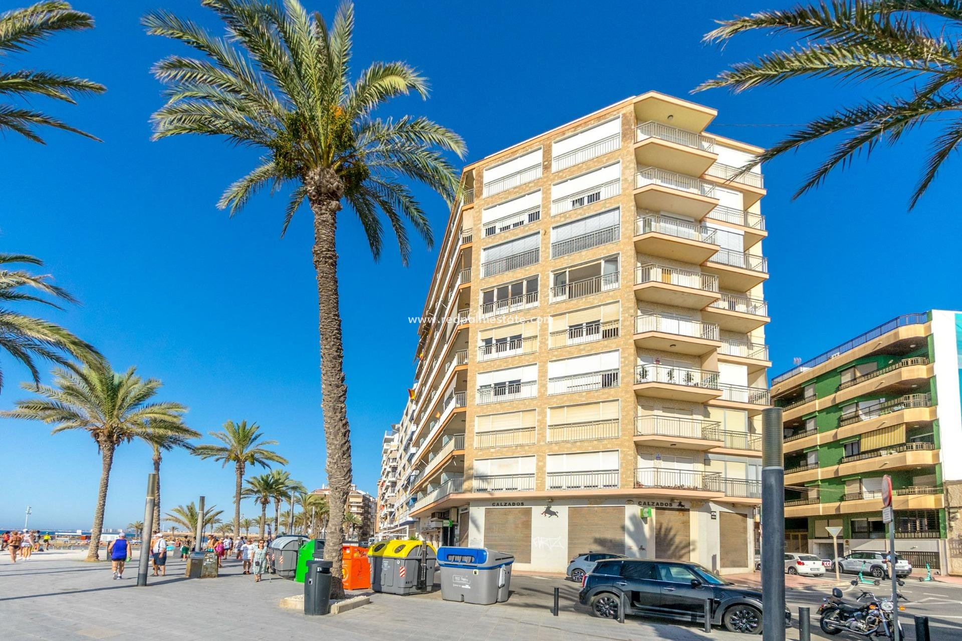 Herverkoop - Appartement -
Torrevieja - Playa del Cura