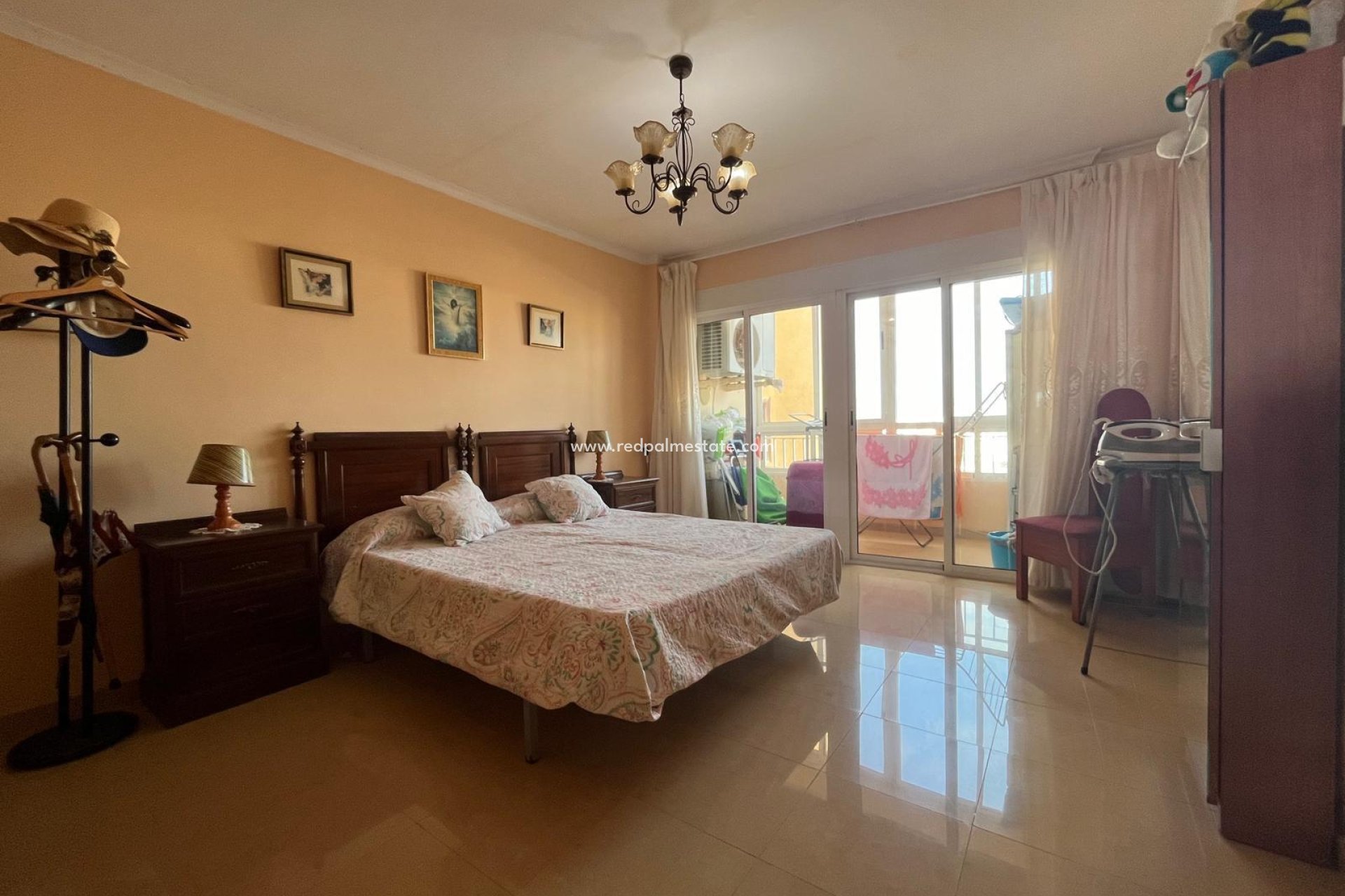 Herverkoop - Appartement -
Torrevieja - Playa del Cura