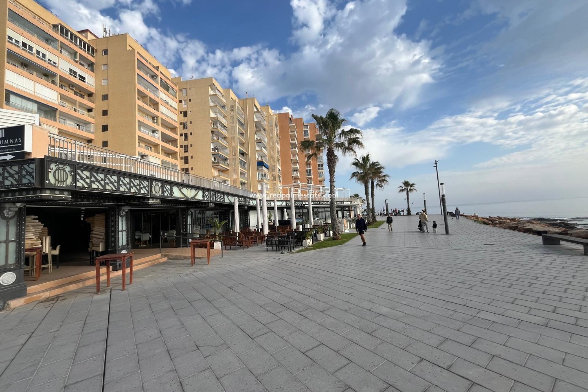 Herverkoop - Appartement -
Torrevieja - Playa del Cura