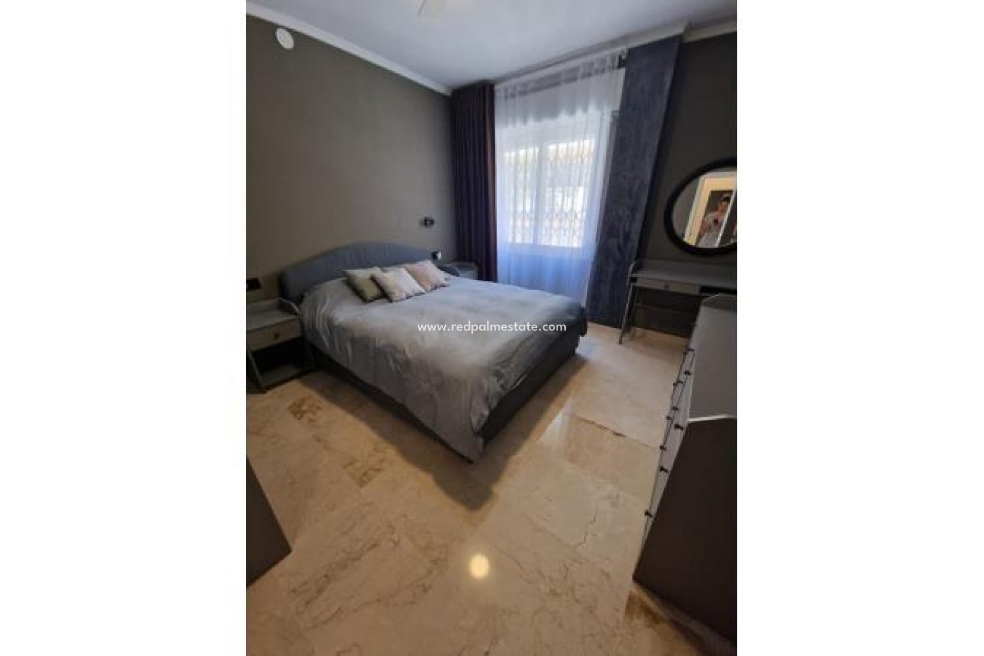 Herverkoop - Appartement -
Torrevieja - Playa del cura