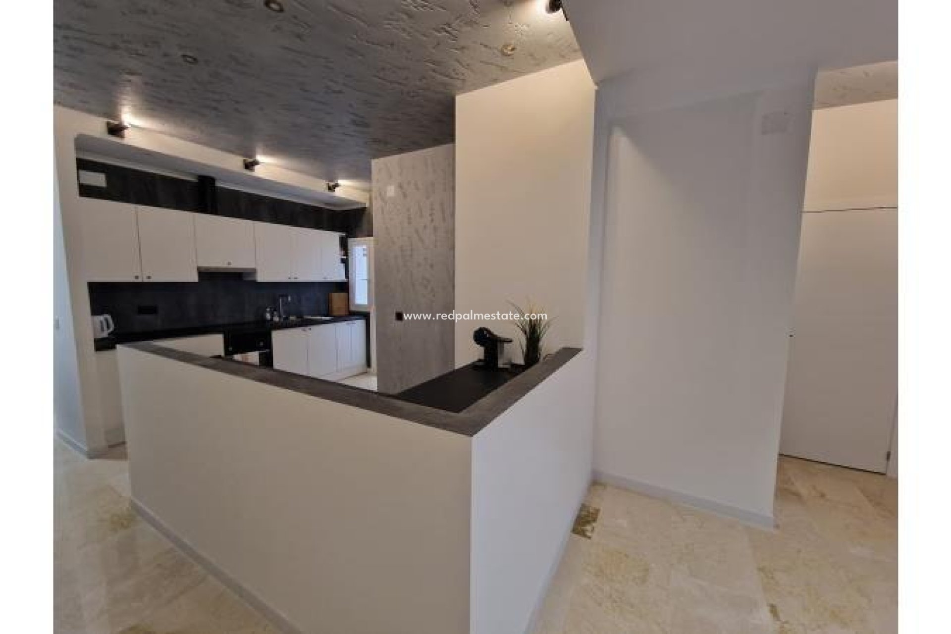 Herverkoop - Appartement -
Torrevieja - Playa del cura