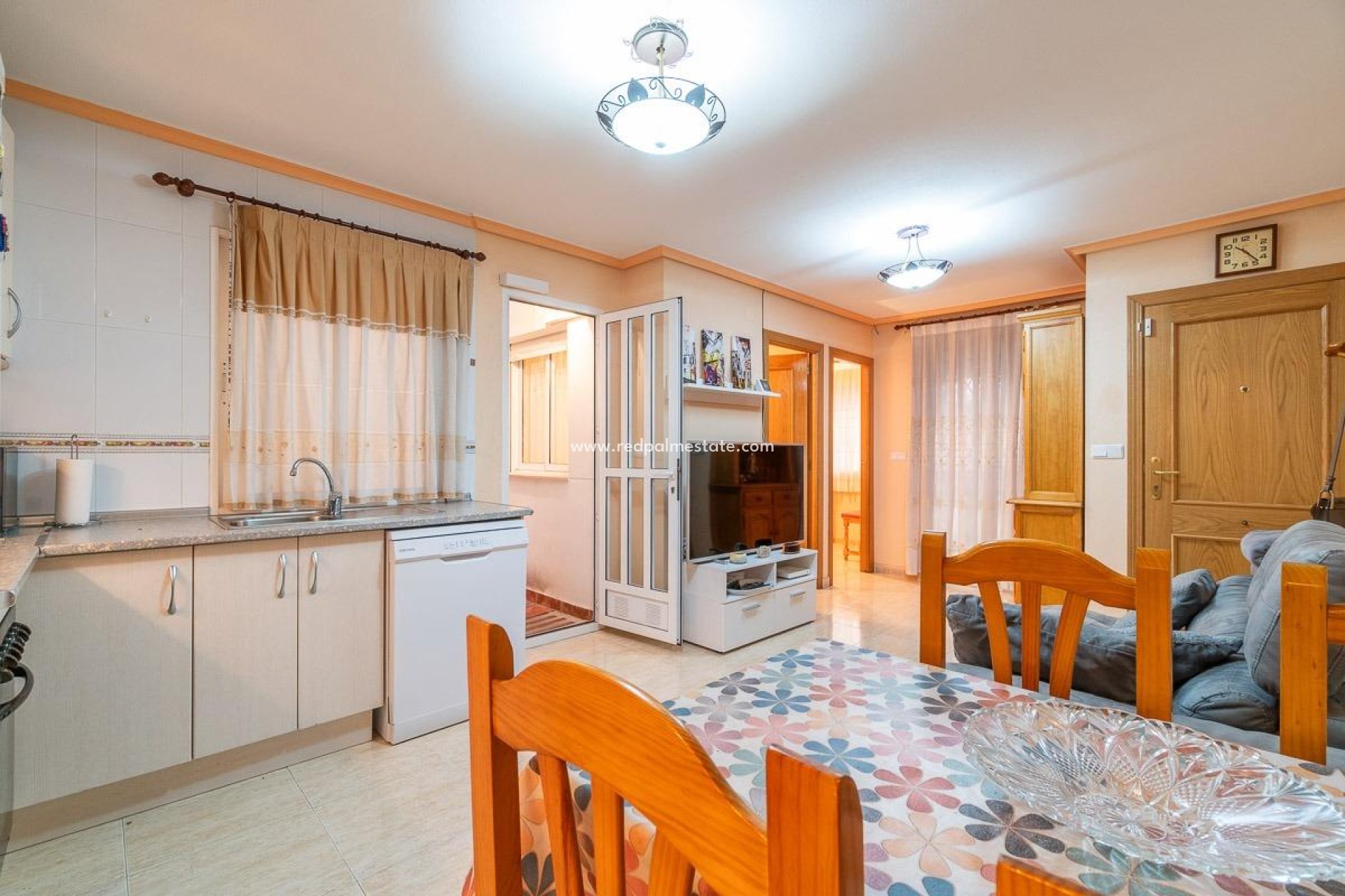 Herverkoop - Appartement -
Torrevieja - Playa del cura