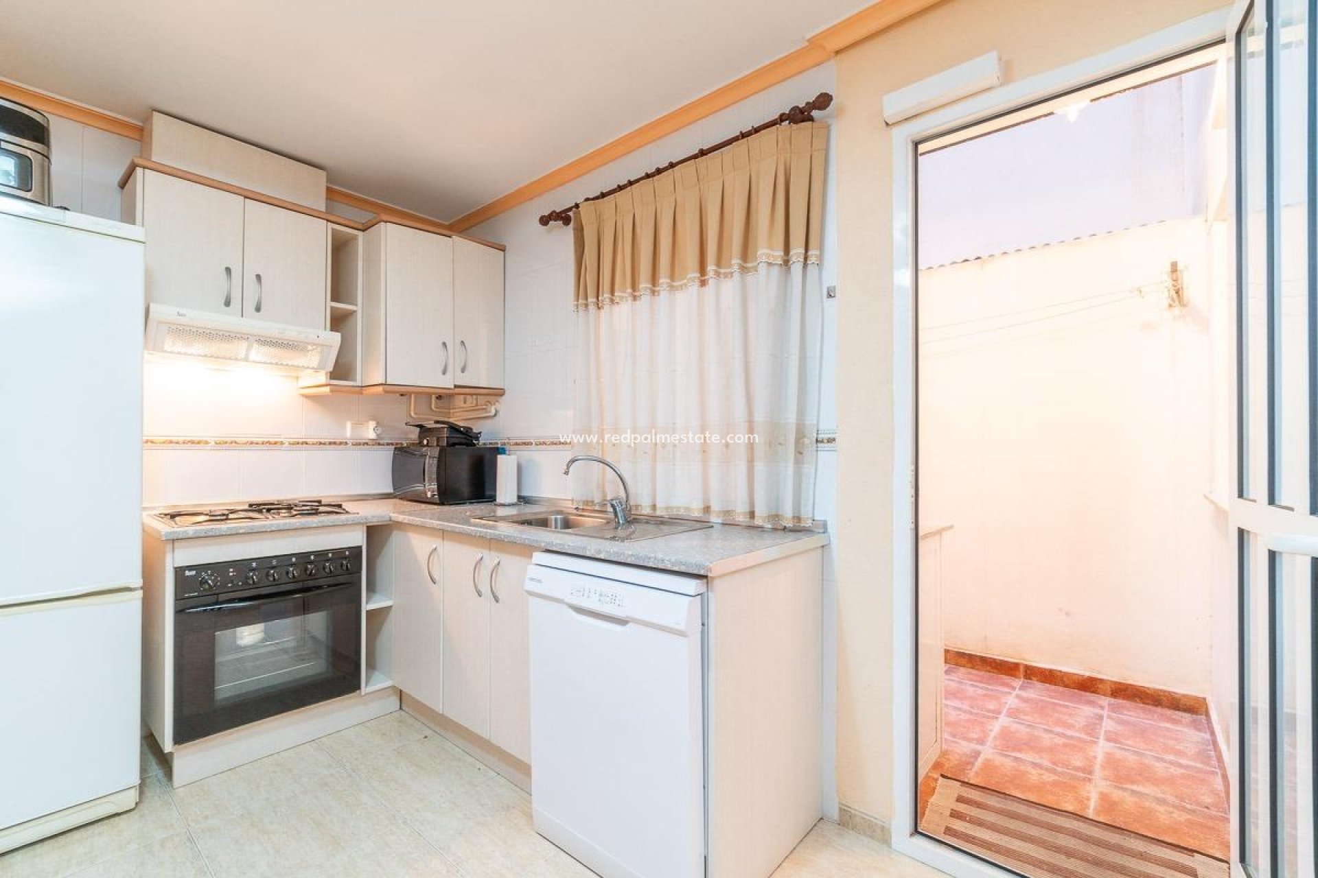 Herverkoop - Appartement -
Torrevieja - Playa del cura