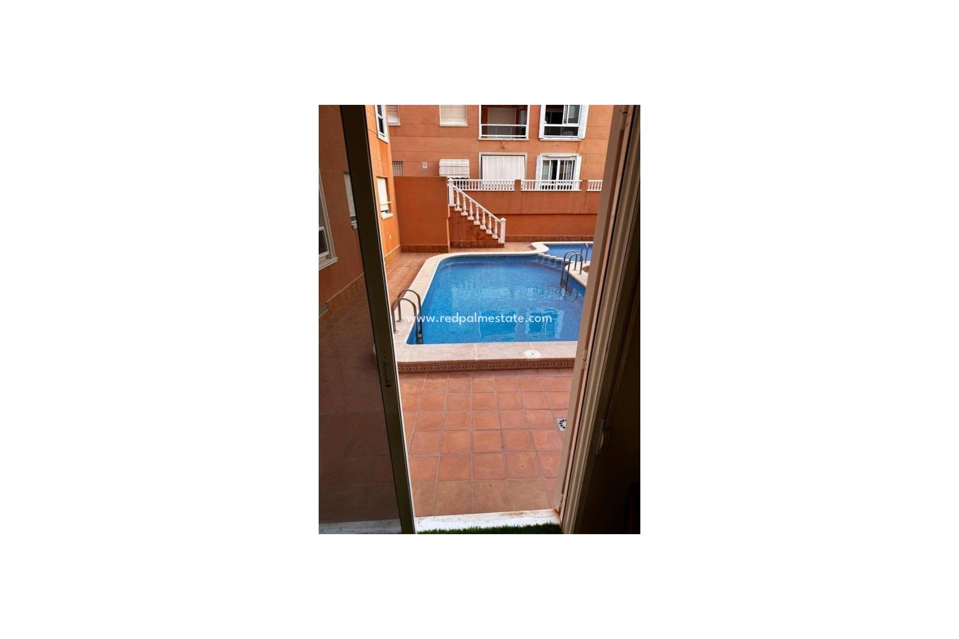 Herverkoop - Appartement -
Torrevieja - Playa del Cura