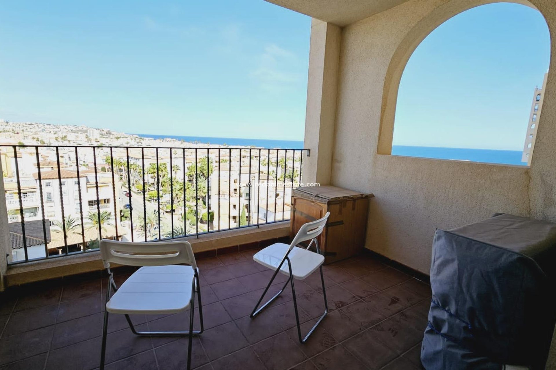 Herverkoop - Appartement -
Torrevieja - Playa del Cura