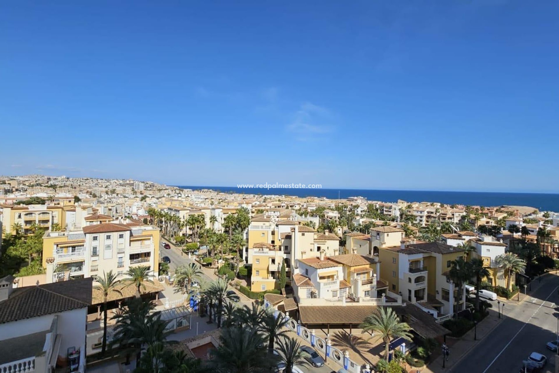 Herverkoop - Appartement -
Torrevieja - Playa del Cura