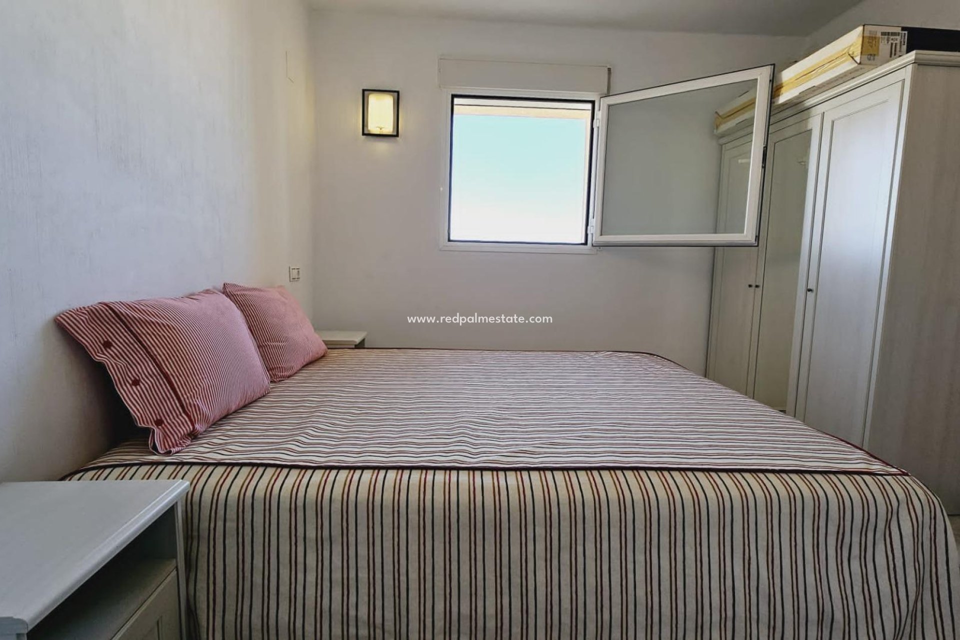 Herverkoop - Appartement -
Torrevieja - Playa del Cura