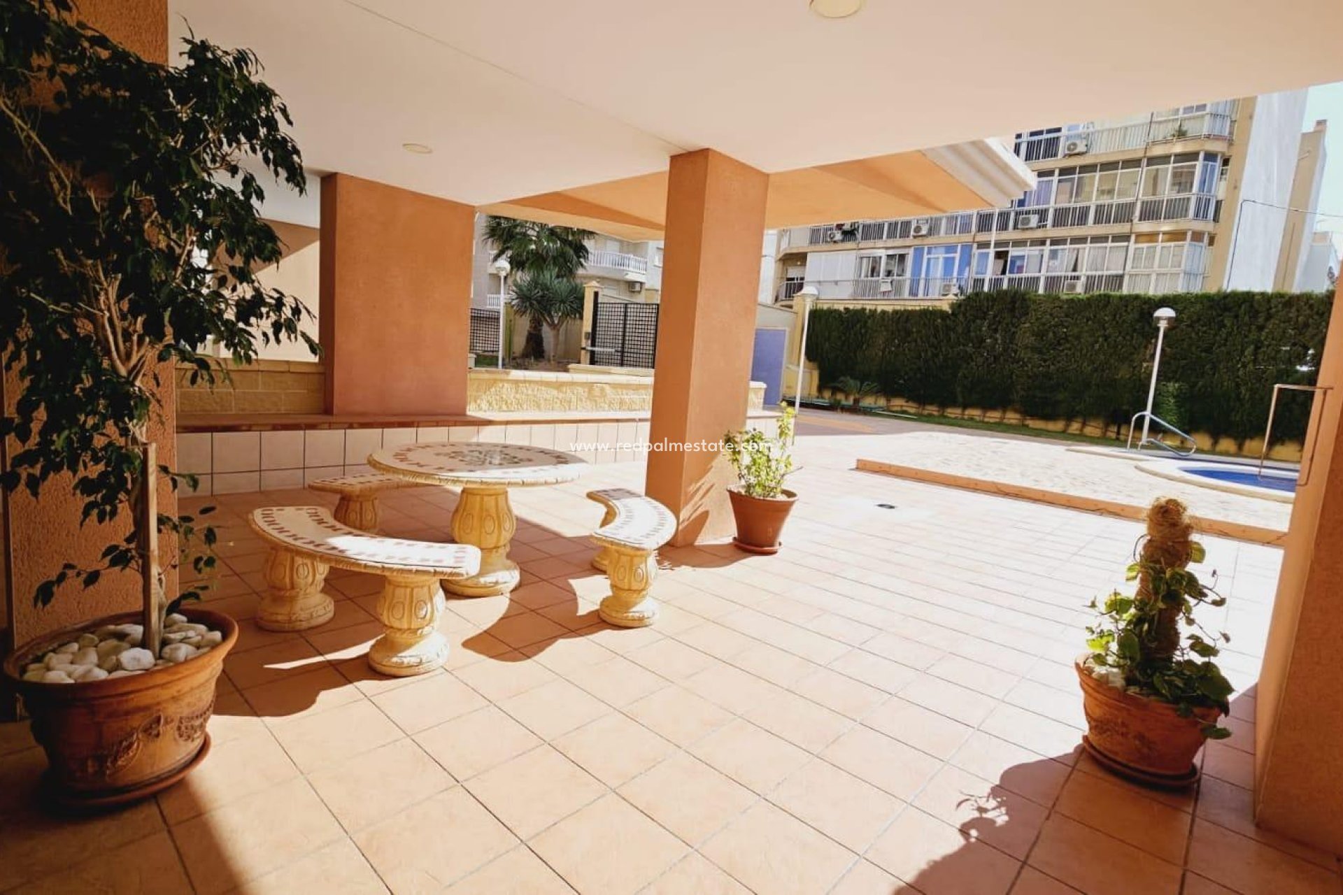 Herverkoop - Appartement -
Torrevieja - Playa del Cura