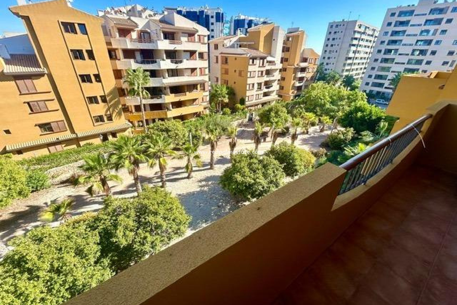 Herverkoop - Appartement -
Torrevieja - Punta Prima