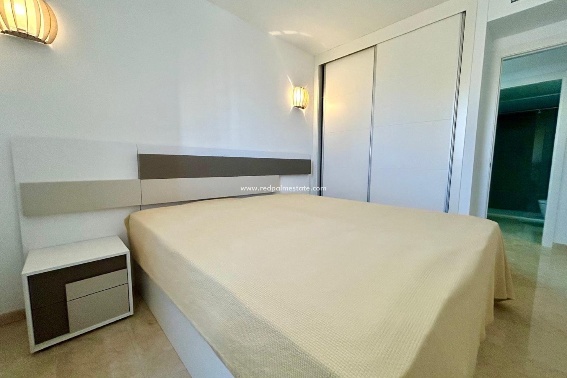 Herverkoop - Appartement -
Torrevieja - Punta Prima