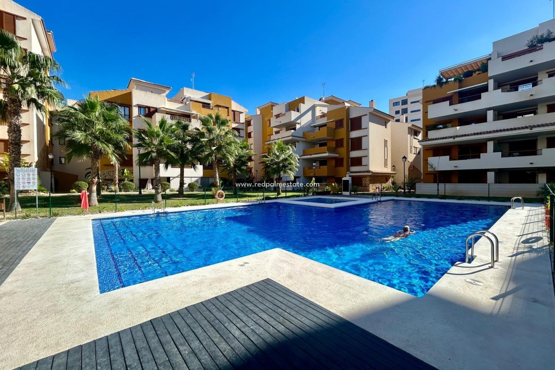 Herverkoop - Appartement -
Torrevieja - Punta Prima