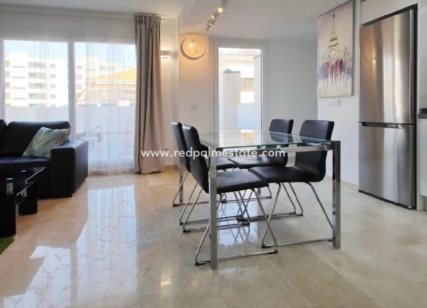 Herverkoop - Appartement -
Torrevieja - Punta prima