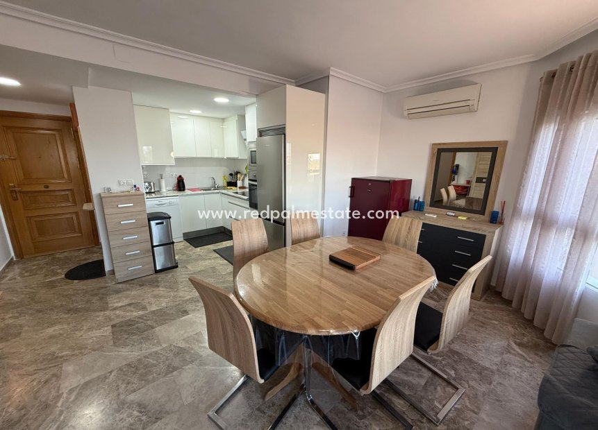 Herverkoop - Appartement -
Torrevieja - Punta prima