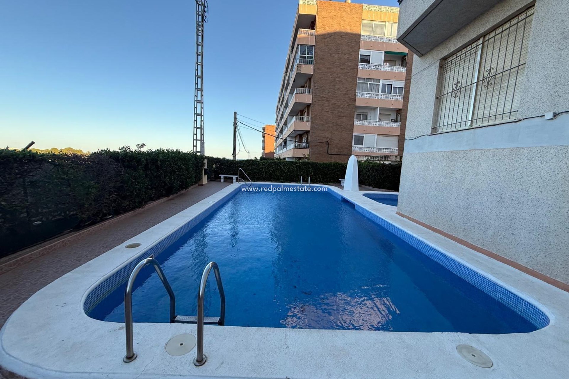 Herverkoop - Appartement -
Torrevieja - Punta prima