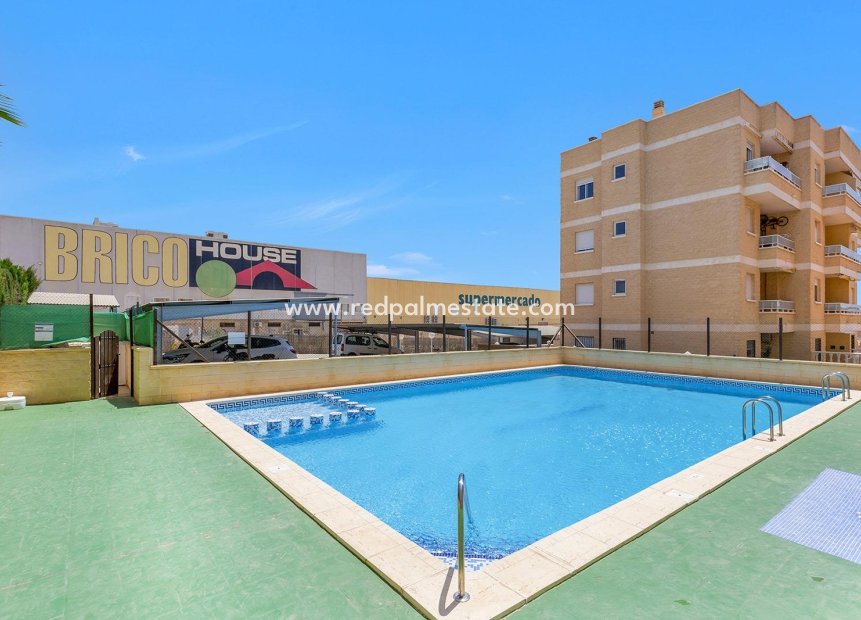 Herverkoop - Appartement -
Torrevieja - Sector 25