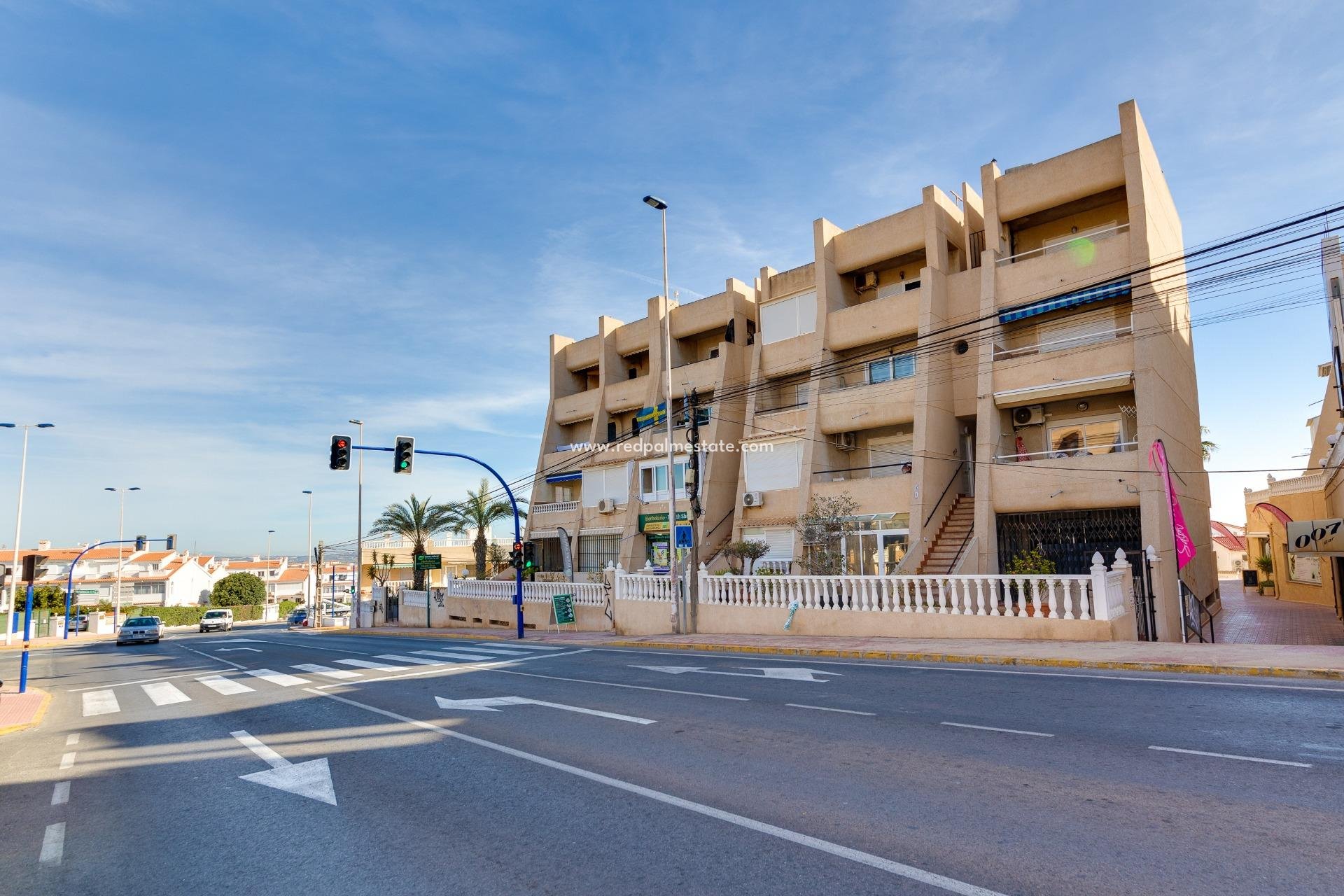 Herverkoop - Appartement -
Torrevieja - Torre la mata