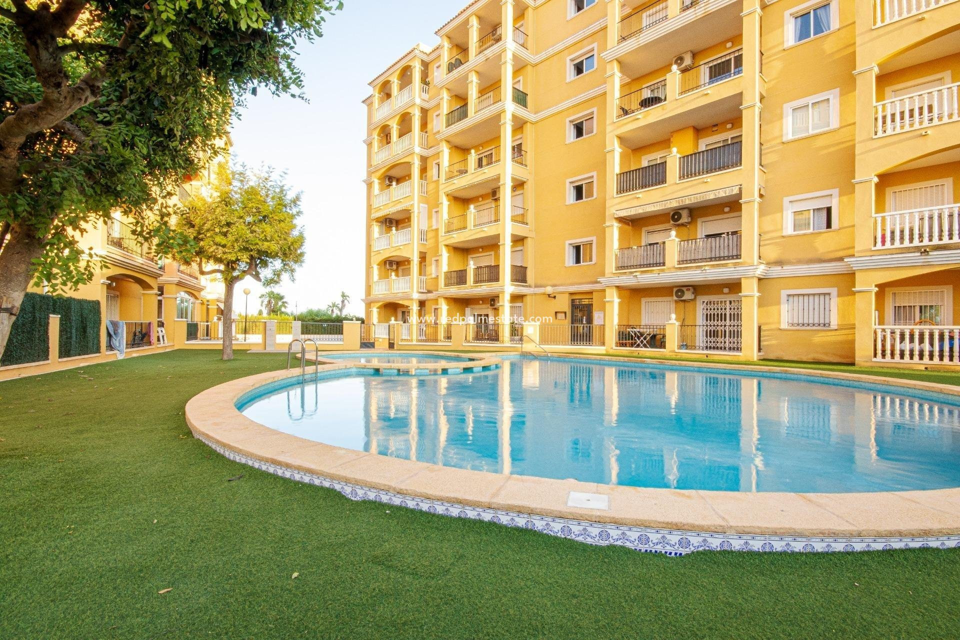 Herverkoop - Appartement -
Torrevieja - Torreblanca