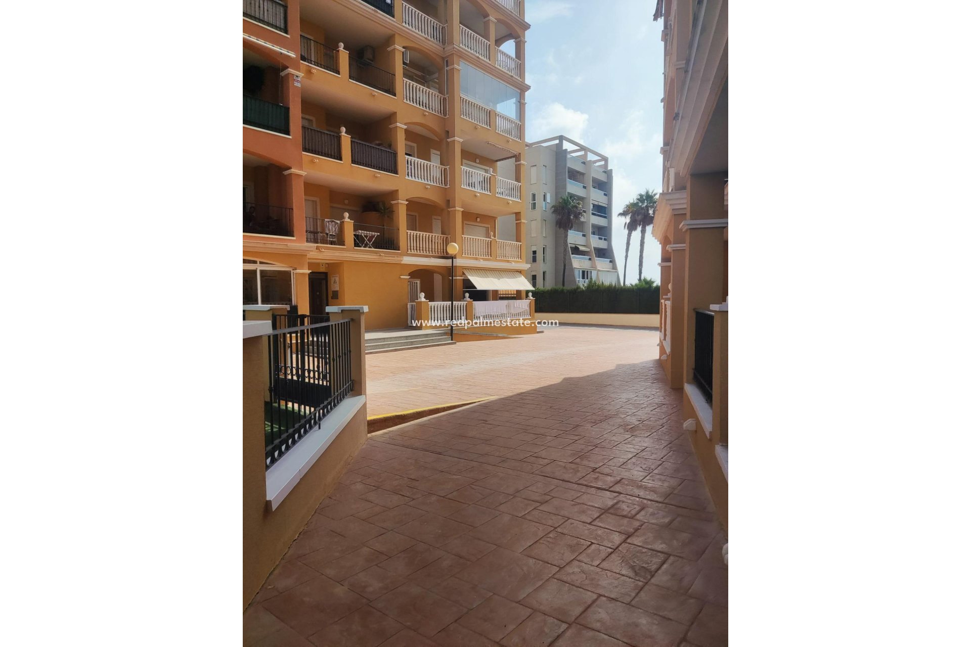 Herverkoop - Appartement -
Torrevieja - Torreblanca