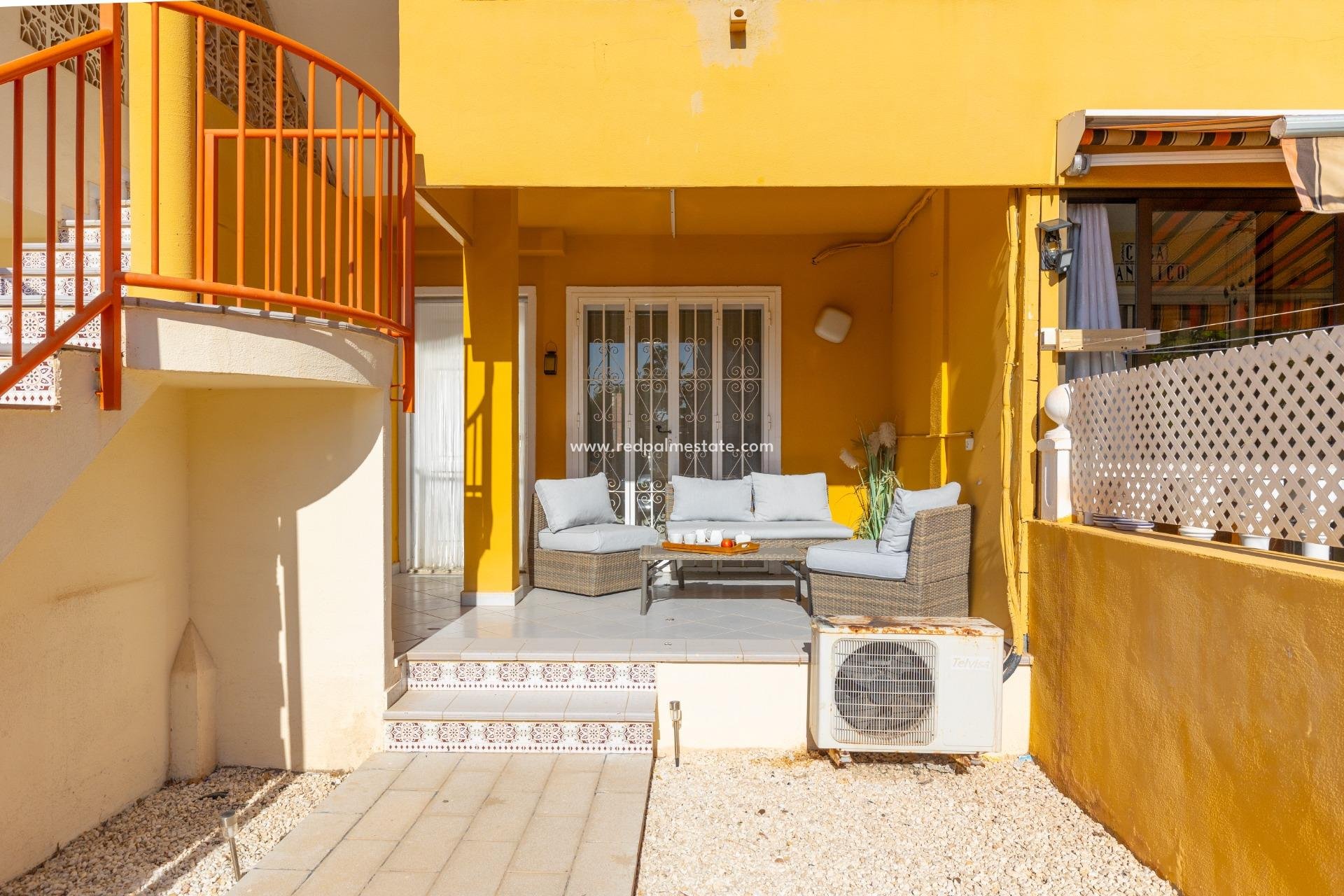 Herverkoop - Appartement -
Torrevieja - Torreblanca