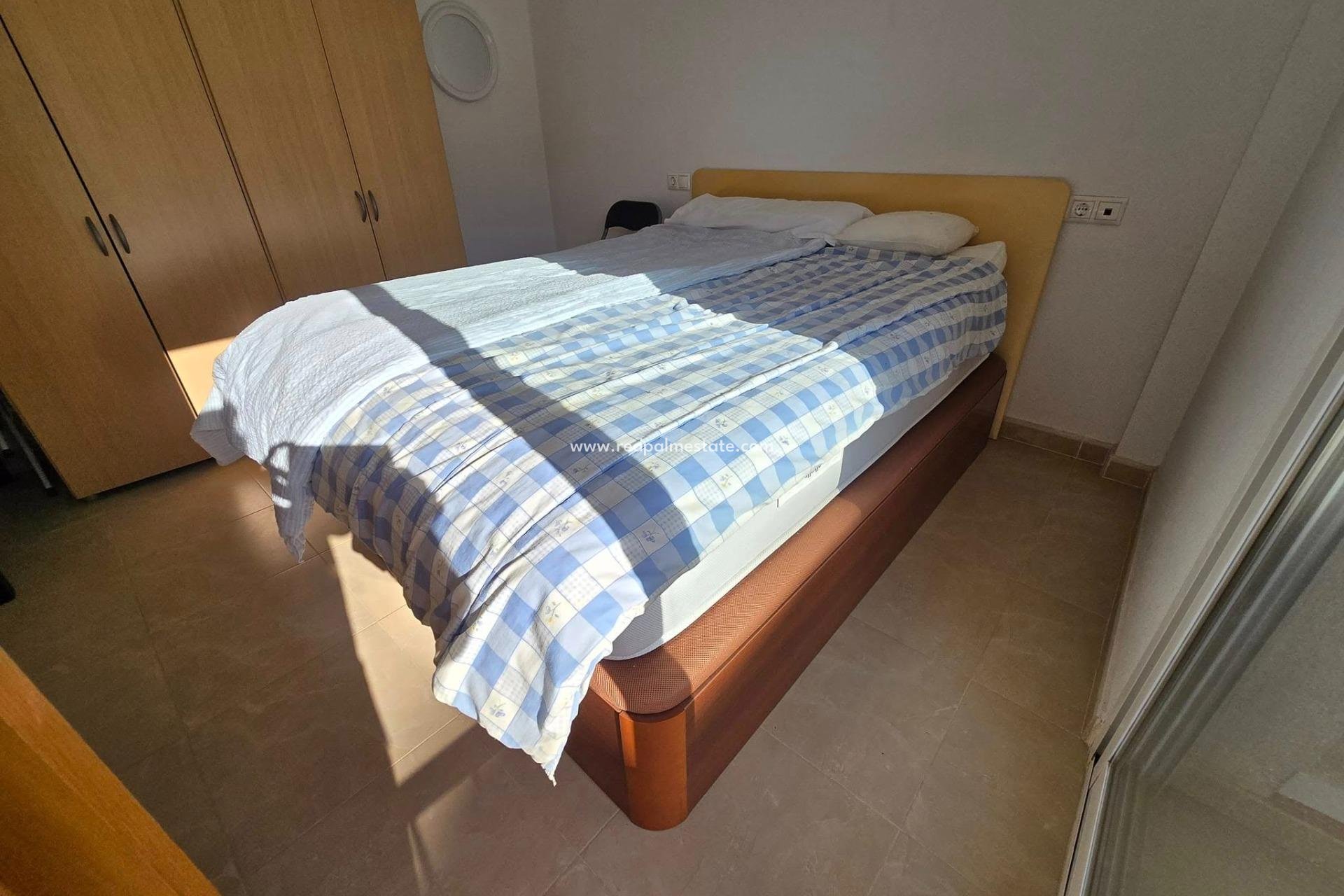 Herverkoop - Appartement -
Torrevieja - Torreblanca