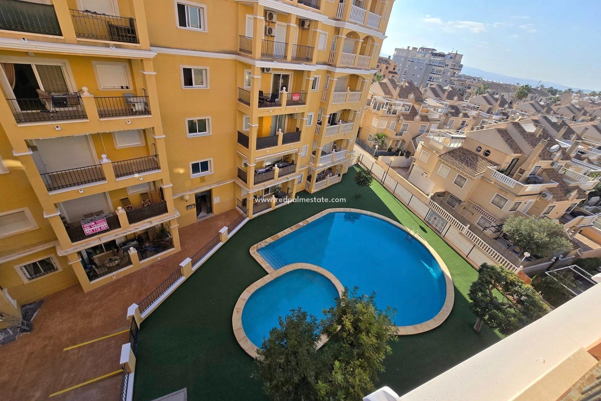 Herverkoop - Appartement -
Torrevieja - Torreblanca