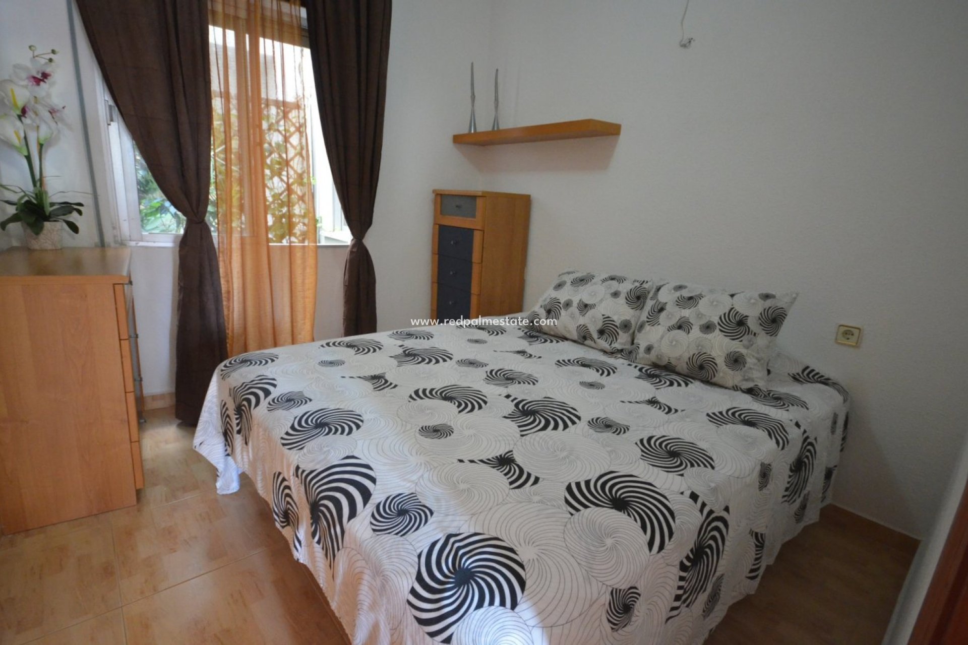 Herverkoop - Appartement -
Torrevieja - Torrejón