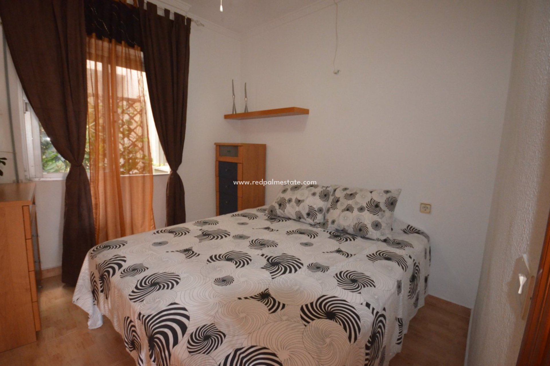 Herverkoop - Appartement -
Torrevieja - Torrejón