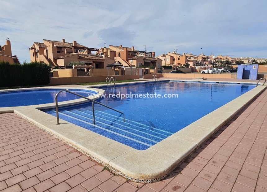 Herverkoop - Appartement -
Torrevieja - Torrejón