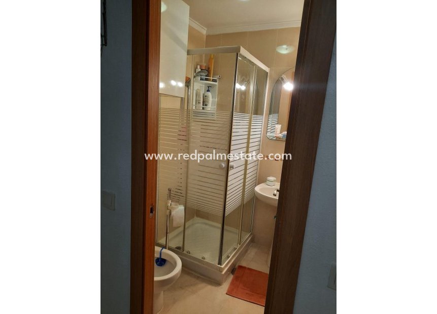 Herverkoop - Appartement -
Torrevieja - Torretas