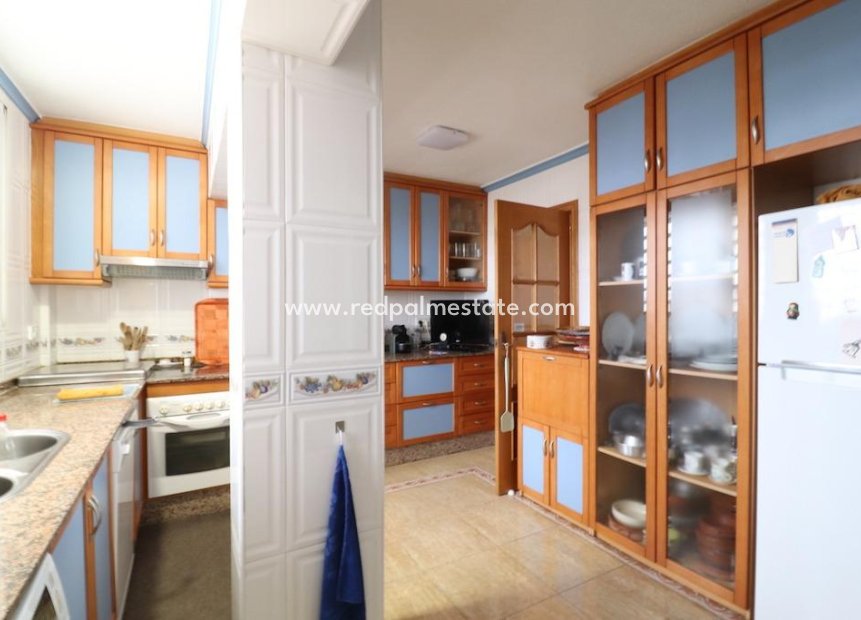 Herverkoop - Appartement -
Torrevieja