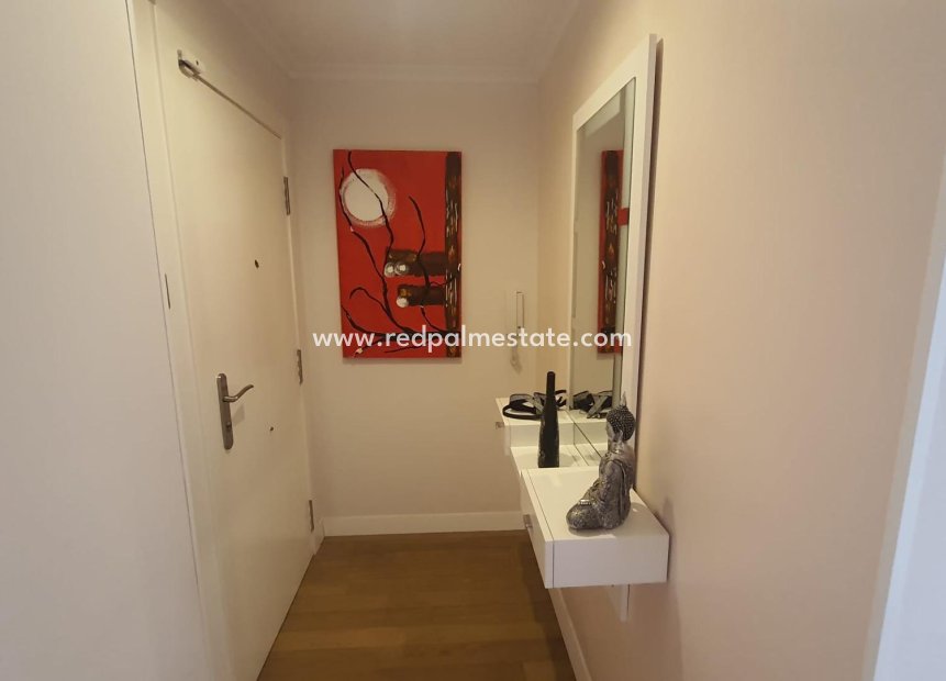 Herverkoop - Appartement -
Torrevieja