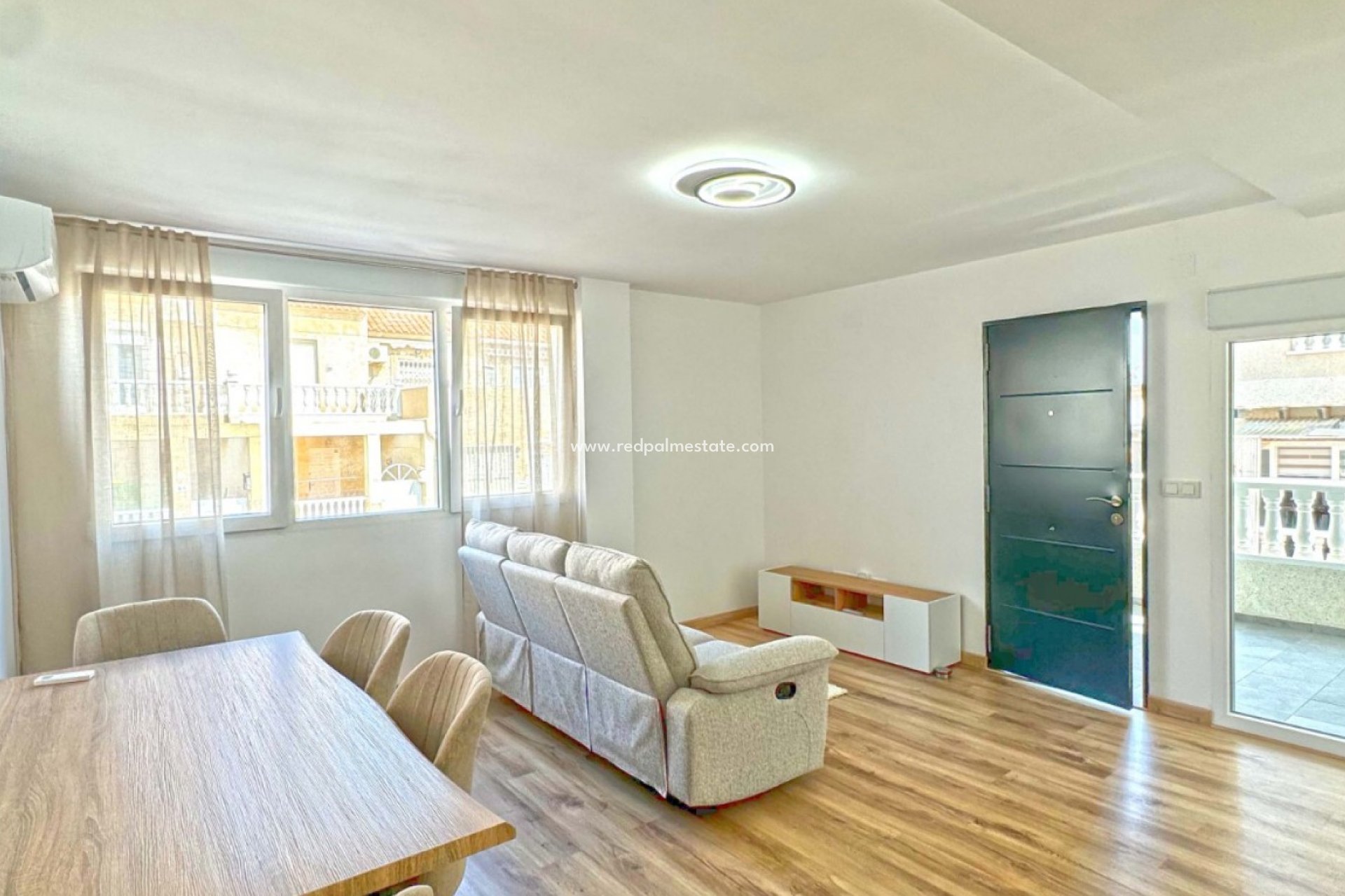 Herverkoop - Appartement -
Torrevieja