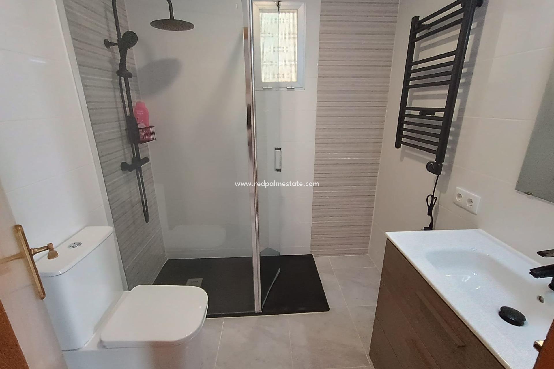 Herverkoop - Appartement -
Torrevieja