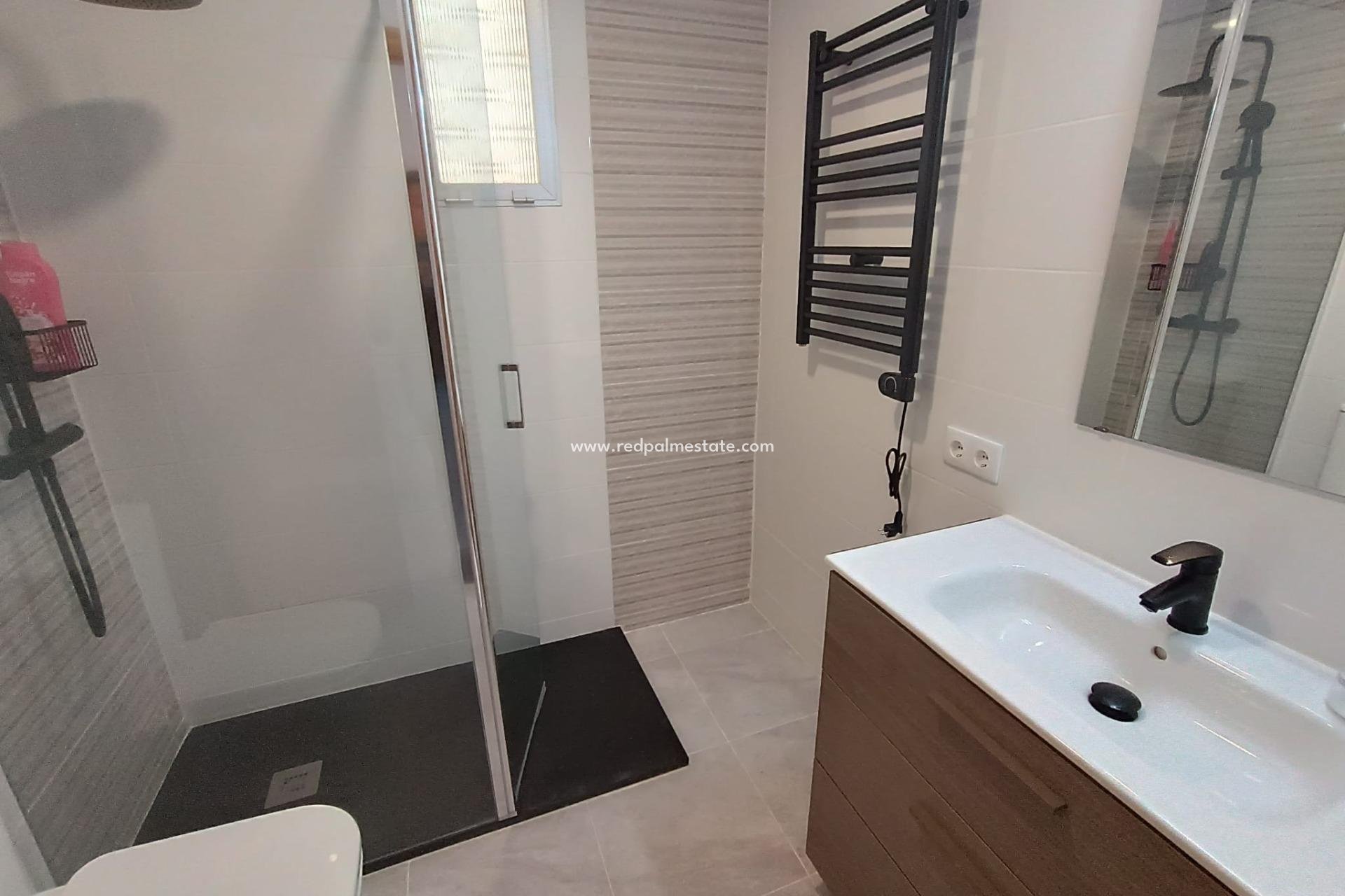 Herverkoop - Appartement -
Torrevieja