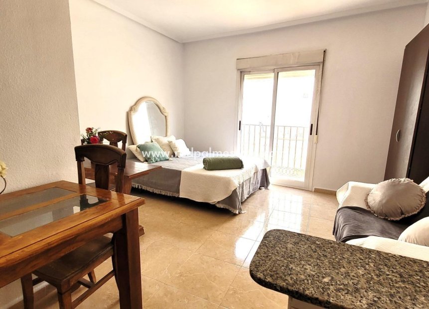 Herverkoop - Appartement -
Torrevieja