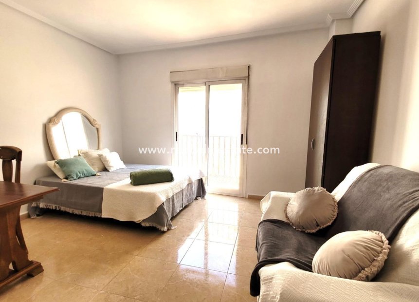 Herverkoop - Appartement -
Torrevieja