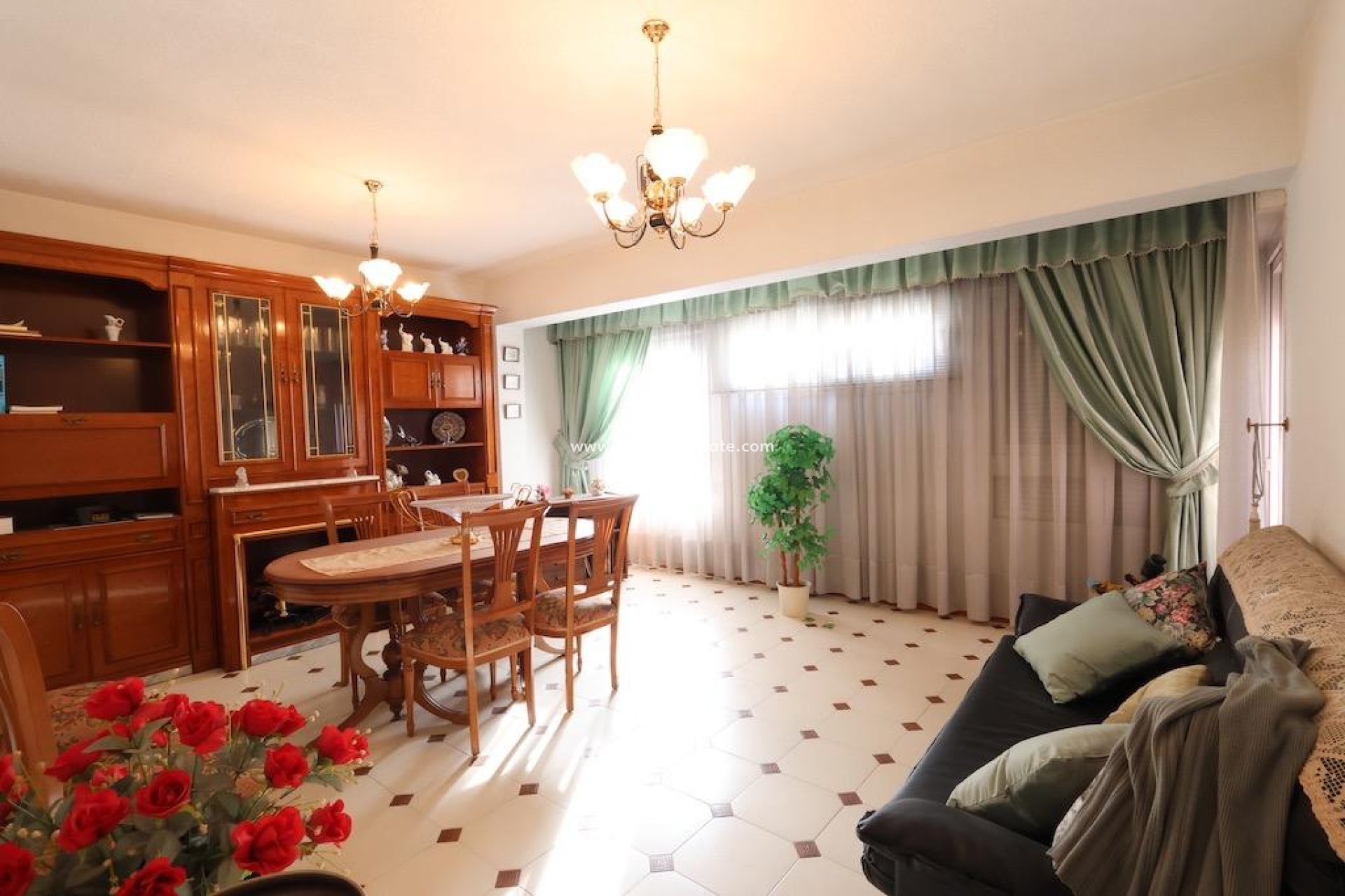 Herverkoop - Appartement -
Torrevieja