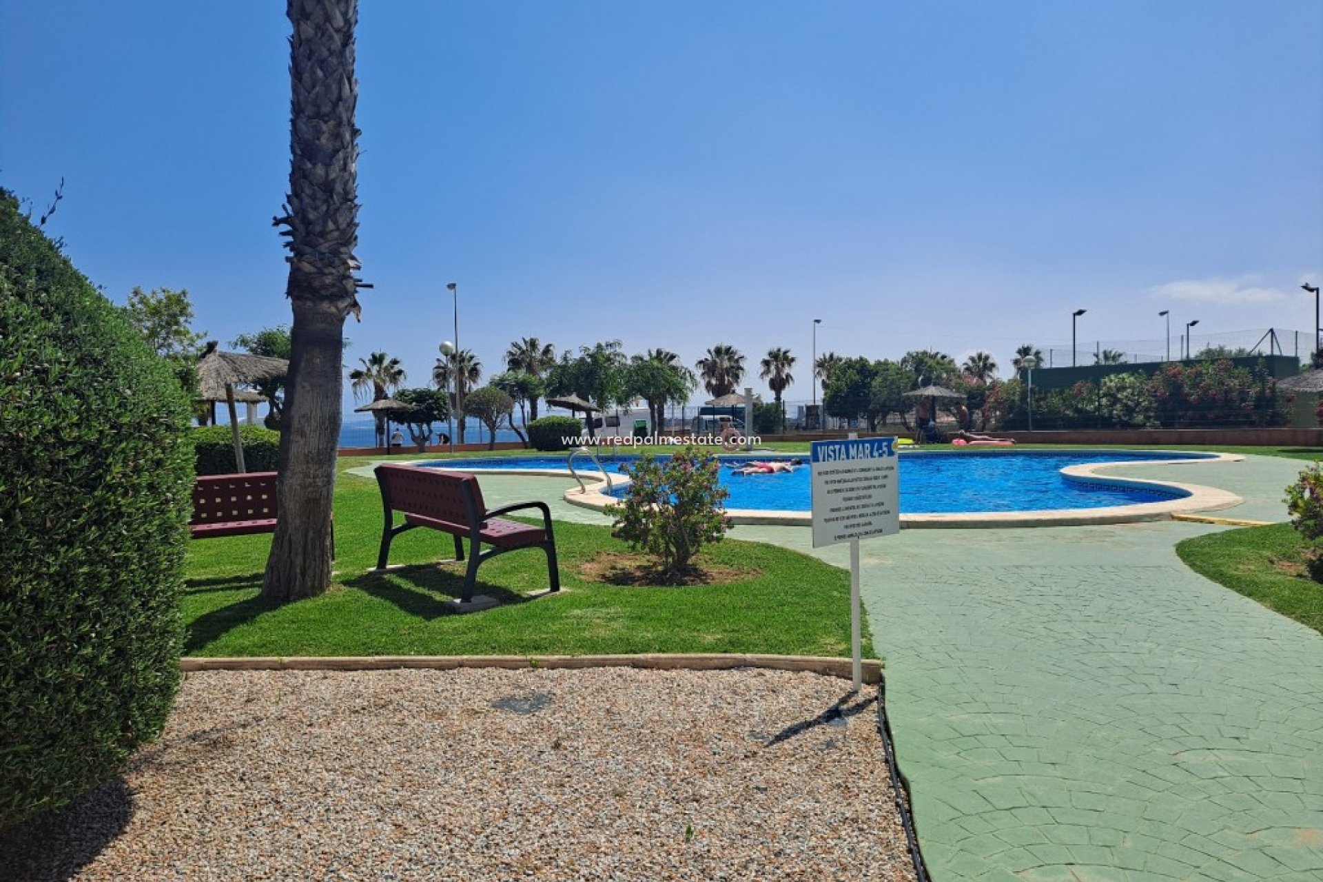 Herverkoop - Bungalow -
Dehesa de Campoamor - Costa Blanca