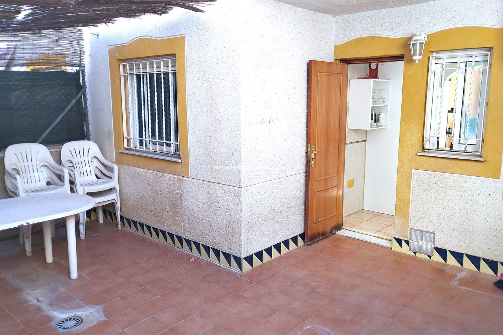 Herverkoop - Bungalow -
Guardamar del Segura - El Eden