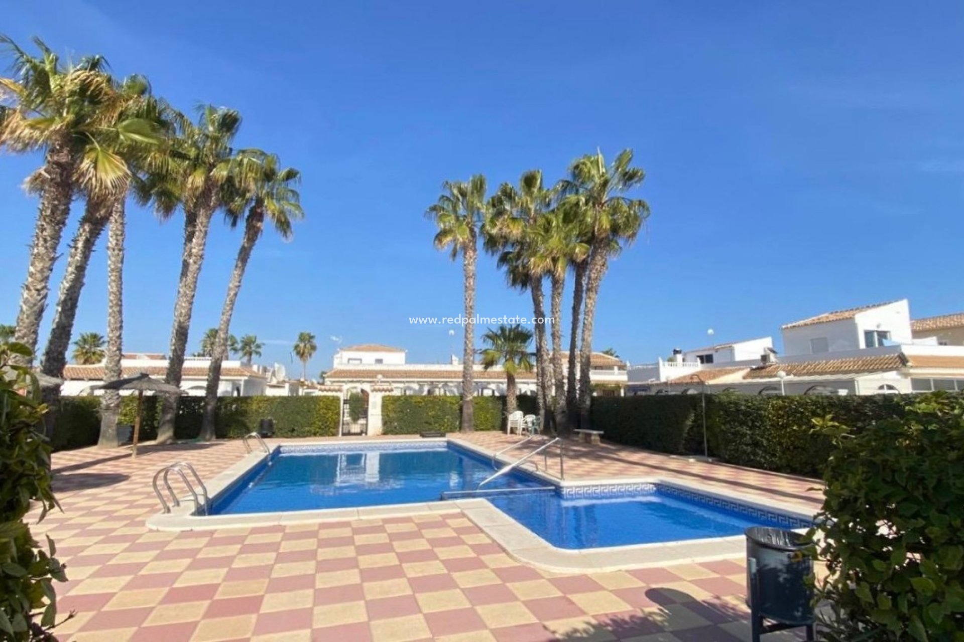 Herverkoop - Bungalow -
Los Alczares - Costa Calida