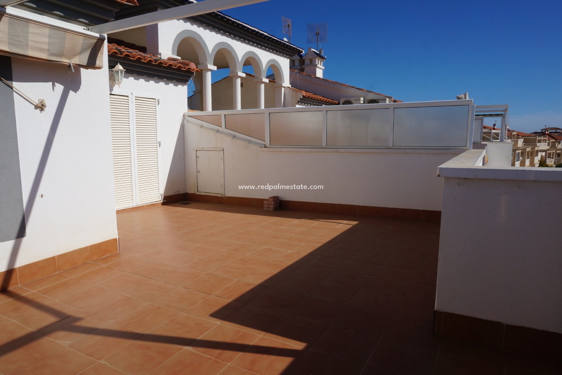 Herverkoop - Bungalow -
Orihuela Costa - Inland