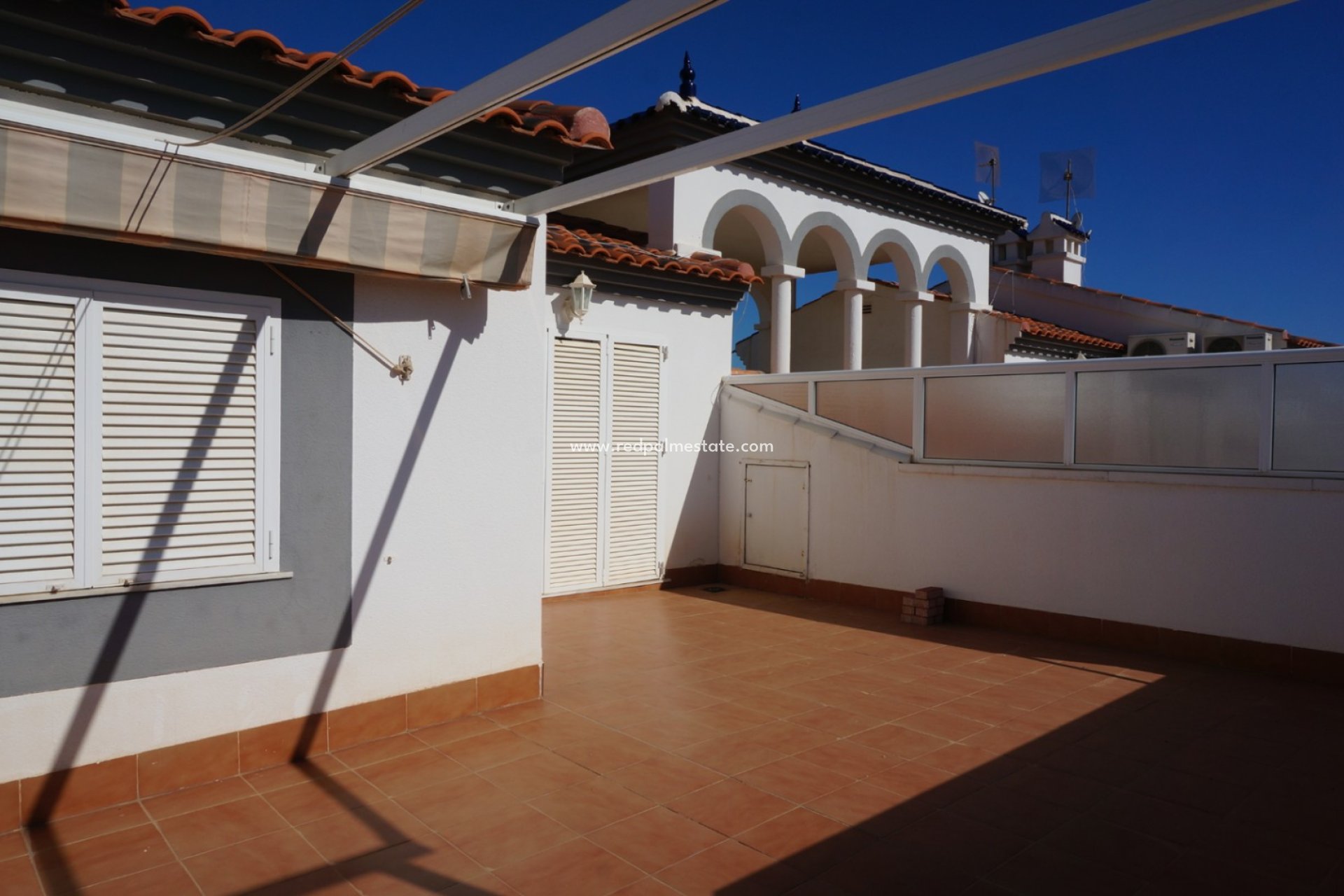 Herverkoop - Bungalow -
Orihuela Costa - Inland