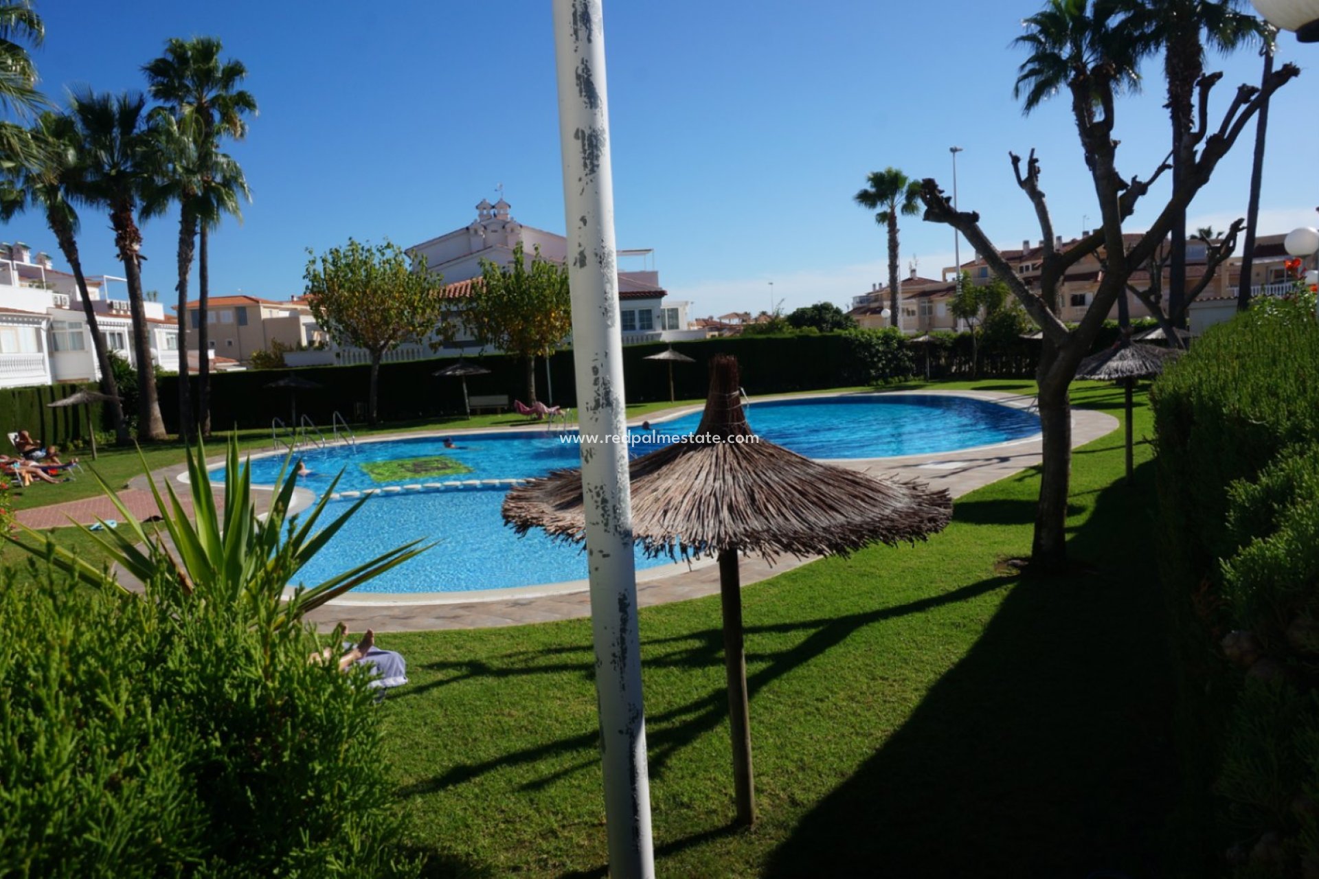 Herverkoop - Bungalow -
Orihuela Costa - Inland