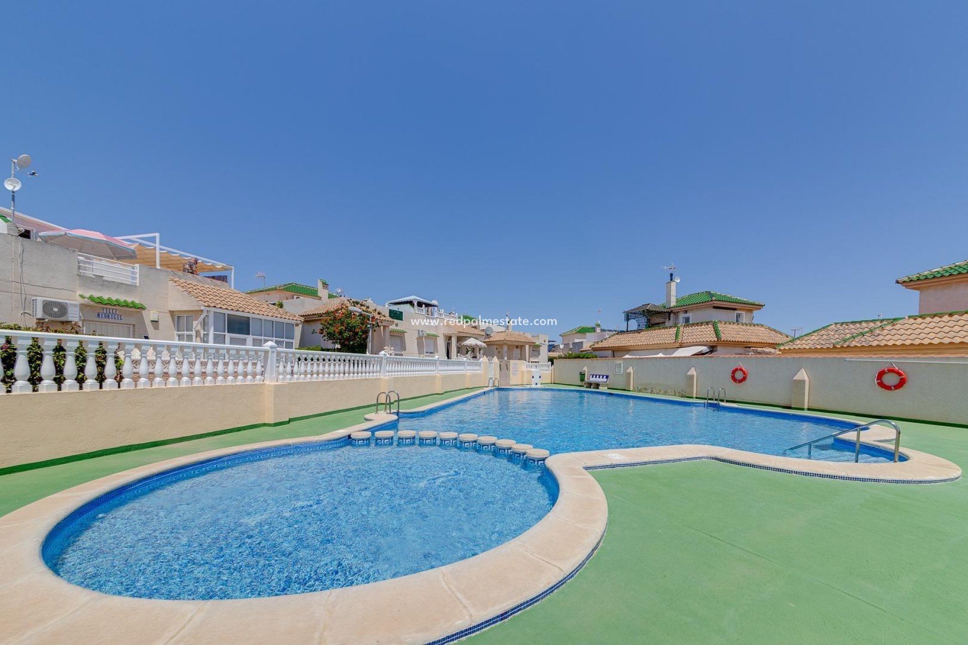 Herverkoop - Bungalow -
Orihuela Costa - Las Filipinas