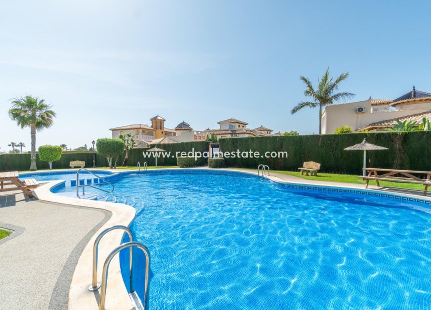 Herverkoop - Bungalow -
Orihuela Costa - Lomas de Cabo Roig